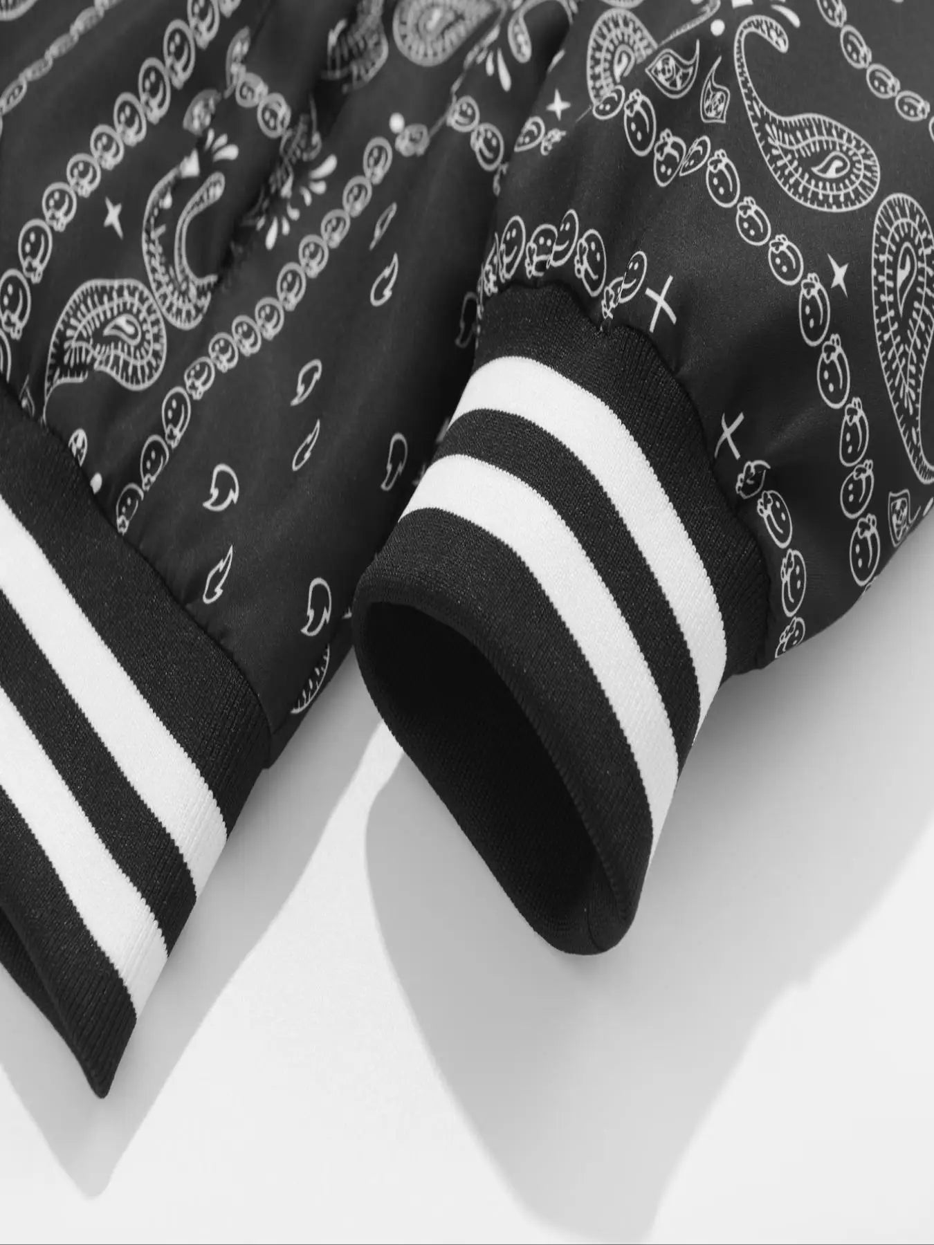 Men's Single-Piece Retro-Style Cashew Flower Splicing Jacket, Casual, Baseball, Home, Versatile, Fashionable, Daily Work Clothing